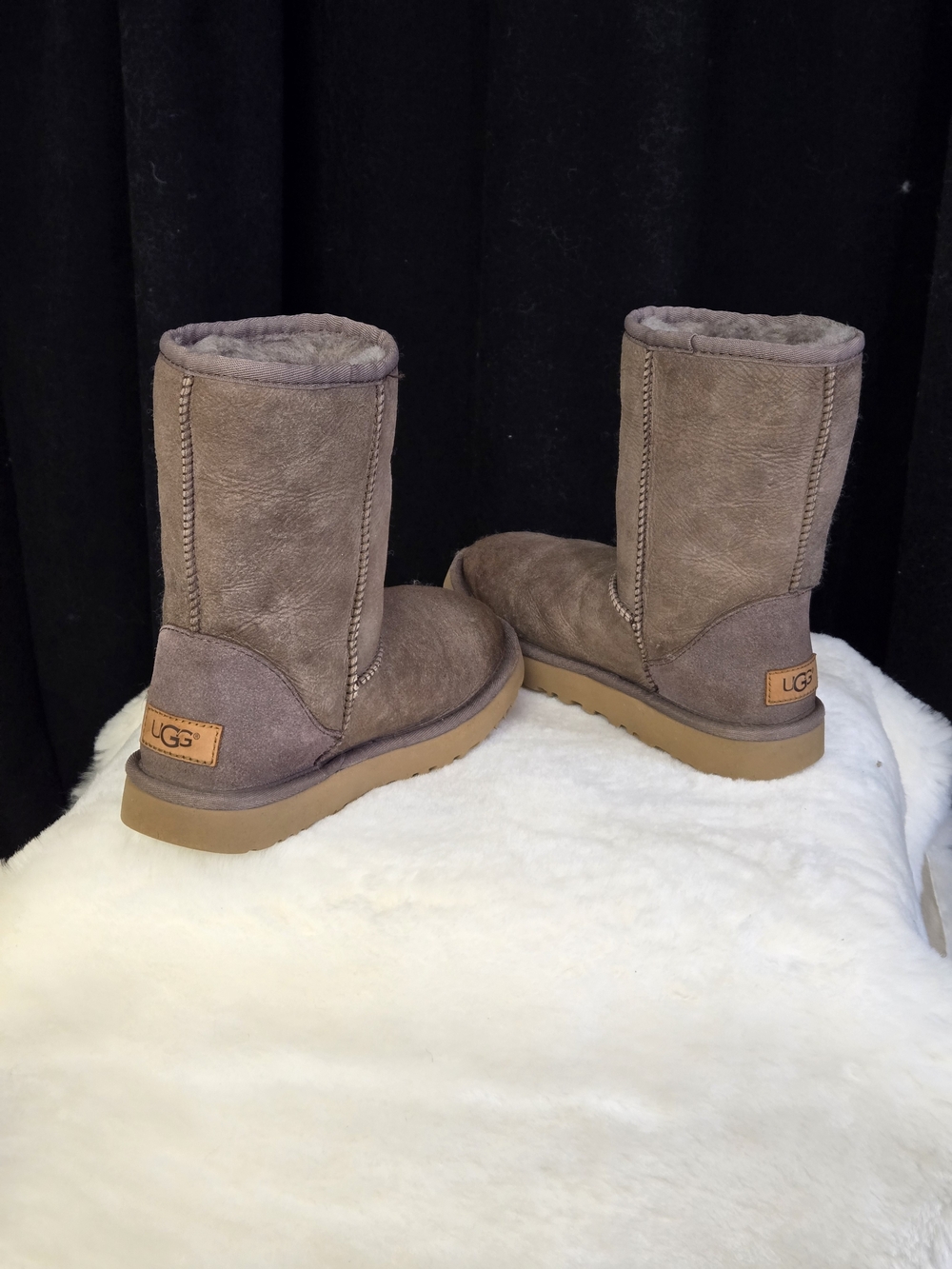 UGG Short Boots Size 6 Taupe SheUGG Classic Short Women's Shearling Boot - Purpl